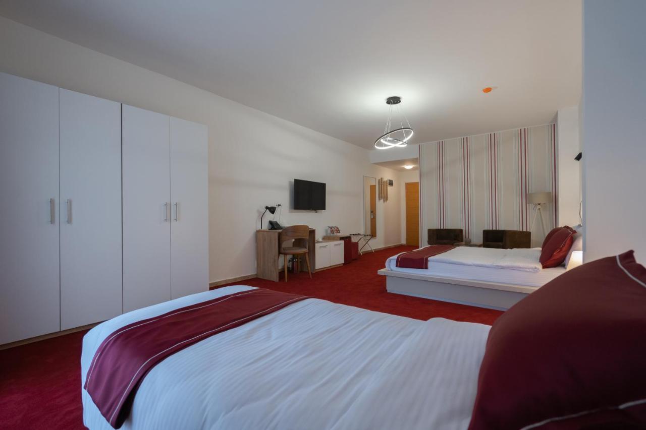 Austrian Palace Hotel Скоп'є Екстер'єр фото
