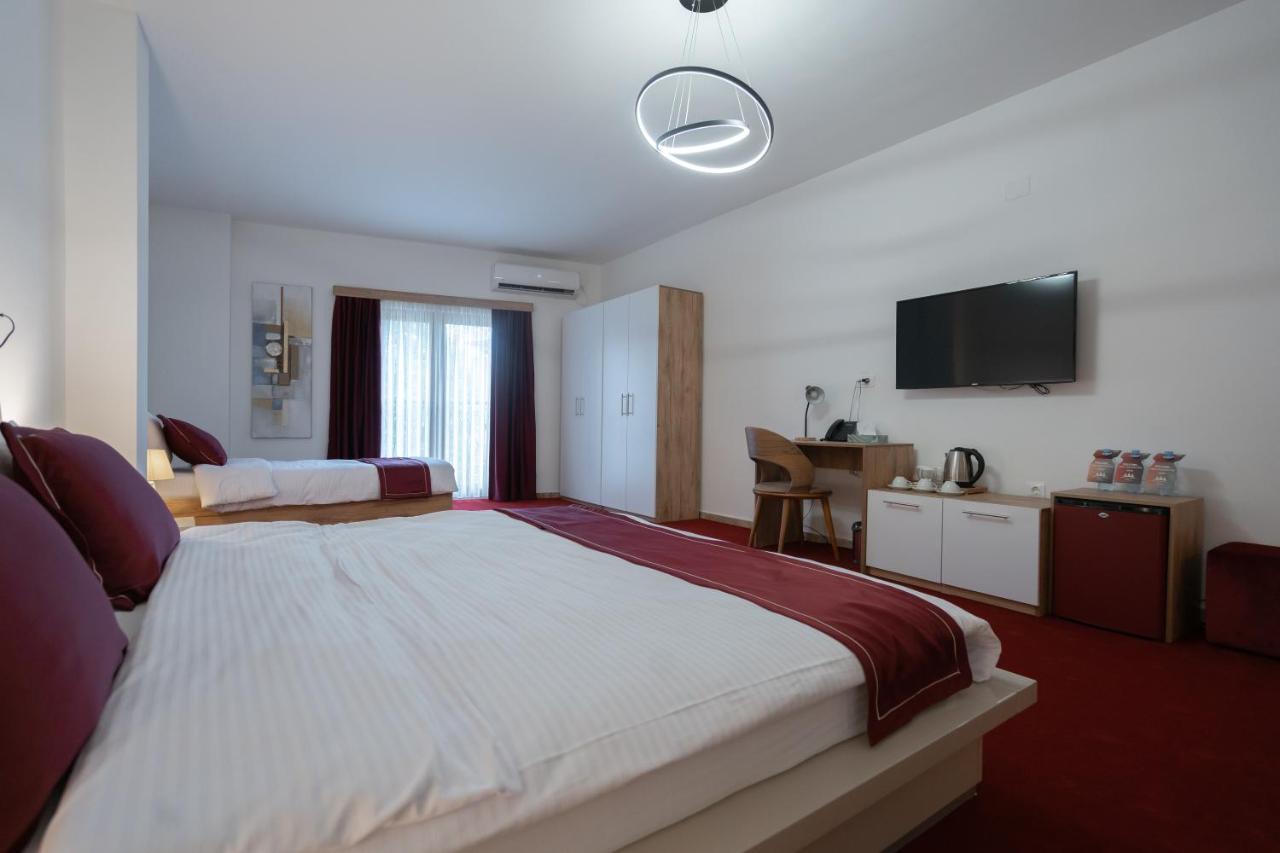 Austrian Palace Hotel Скоп'є Екстер'єр фото